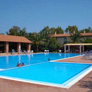 VACANZE in sicilia a tindari mare - oliveri, front