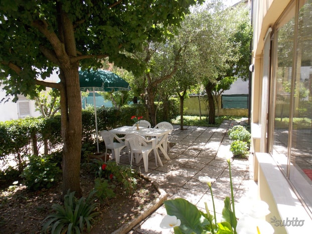 Inserzioni-Gratuite A Marotta, affitto appartamento periodo mese di Luglio, con ingresso indipendente al piano terra.
L'immobile è situato in posizione a 250